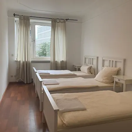 The Greenstead * Hanower